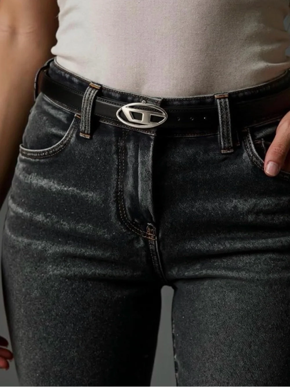 Trendy & Affordable Unisex Black Adjustable Belt with Silver tone Y2K Buckle.